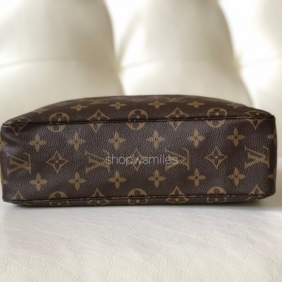 ✨SOLD✨ AUTHENTIC Louis Vuitton Trousse Toilette 28 - Picture 8 of 16